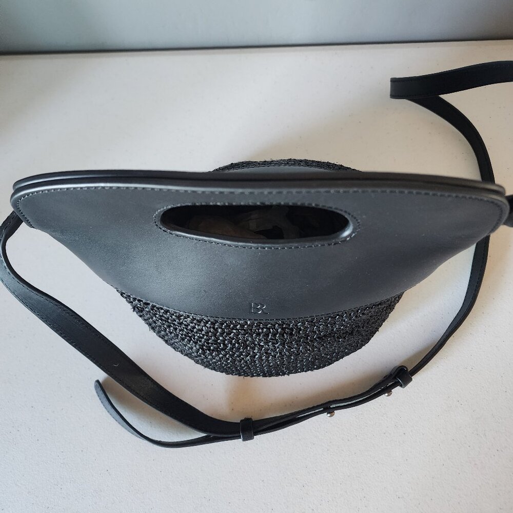 Banana Republic Bucket/Crossbody "LIKE NEW" - Picture 12 of 16